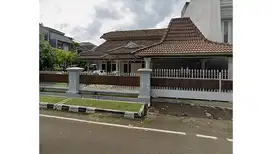 Rumah Hoek Pulomas, Kayu Putih