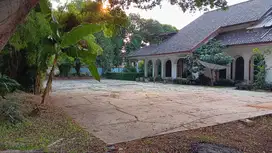 Rumah dan Tanah bisa Jual semua atau sebagian di Adhiyaksa Lebak Bulus