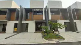 Rumah 2 Lantai Regia Premium Summarecon Crown Gading Bekasi