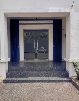 Dijual Ruko 2,5 lantai di Alam Sutera