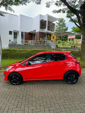 Mazda 2 2012 Bensin