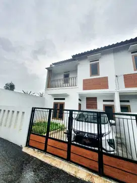 Rumah Baru Siap Huni 2 Lantai Dekat Telaga Kahuripan Akses Mudah
