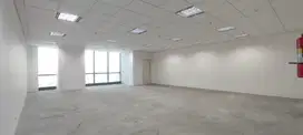Disewakan ruang Kantor gandeng di Holland Village di Cempaka Mas