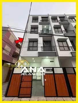 ANA RUMAH BARU UK 4.5X10.5M LOKASI BAGUS JELAMBAR