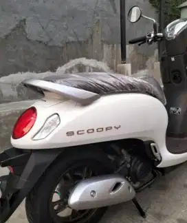 Jual / over kredit scoppy 2004