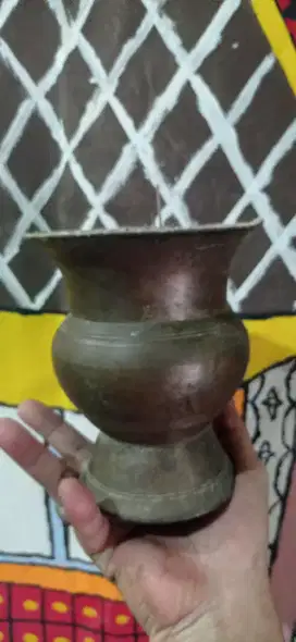 BARANG ANTIK BOKOR GUCI KUNINGAN LAWASAN