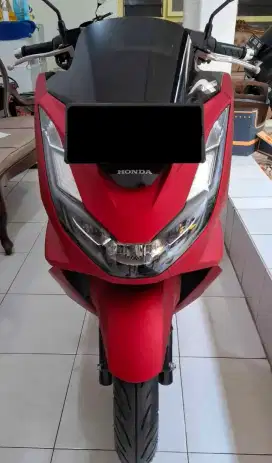 Honda PCX ABS 160cc tahun 2022 merah doff