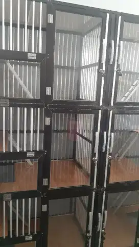 Kandang kucing 6 pintu aluminium