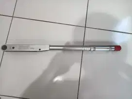 Dijual alat Pendukung bengkel mobil