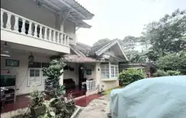 HOT SALE!!!RUMAH JUAL HITUNG TANAH LUAS LOKASI STRATEGIS