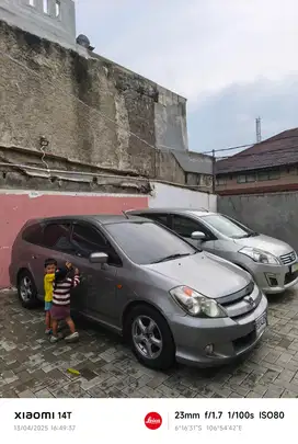 Honda Stream 2004 Bensin