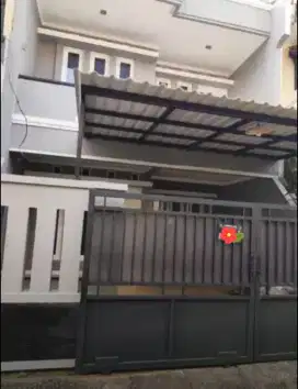 HUNIAN MEWAH DI KOMPLEK PONDOK KELAPA