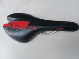 Sadel sepeda second