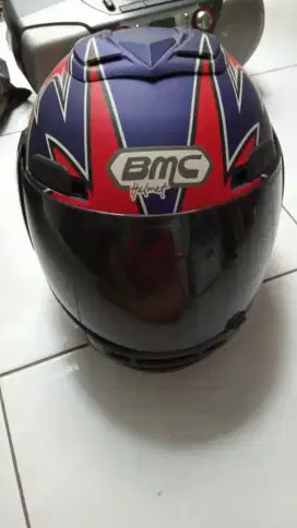 Dijual helm full face BMC bekas rasa baru