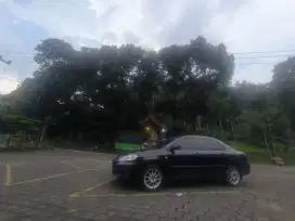Dijual Altis 2004