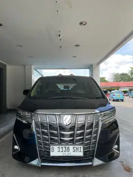 Alphard X AT 2019