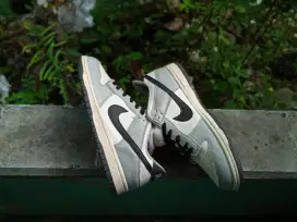 Nike Dunk Low Smoke Grey •Preloved,Second,Thrift•