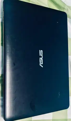 Laptop Asus Sonicmaster