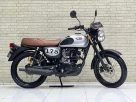 PERFECT CONDITION‼️ KAWASAKI W175 SE TH 2018 MULUS ODO 15 RB ASLI