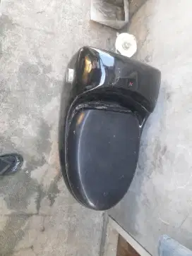 Kloset kamar mandi merk well