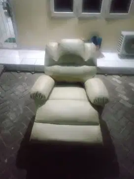 Service sofa dan bikin baru