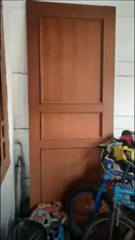 Pintu rangka meranti tengah multi