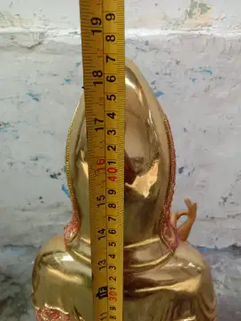 Patung dewi Kwan im bhn terbuat dari resin