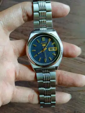 Jam Tangan Seiko 5 Vintage 7009