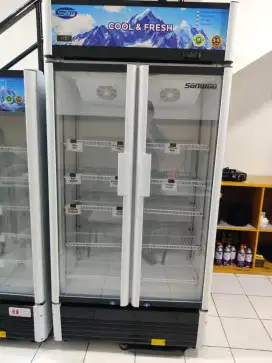 Showcase Kulkas 2 Pintu Sanwoo SNW-635DD