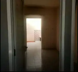 Disewakan Rumah Strategis Tahunan