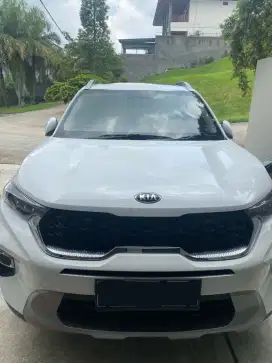Dijual kia sonet seperti baru