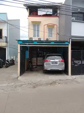 Di butuhkan karyawati