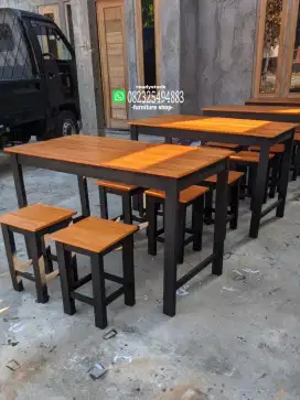 MEJA KURSI MAKAN CAFE RESTORAN