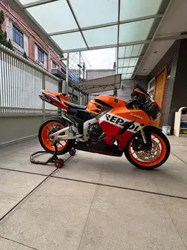 Honda cbr 600 repsol