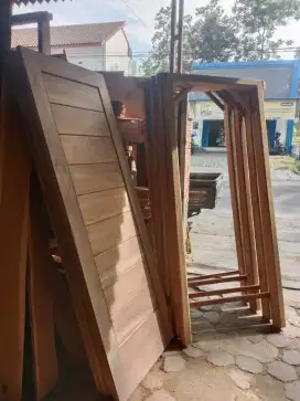 Paket 1 rumah kusen+pintu