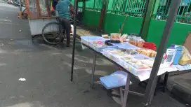Dagang Kue Basah