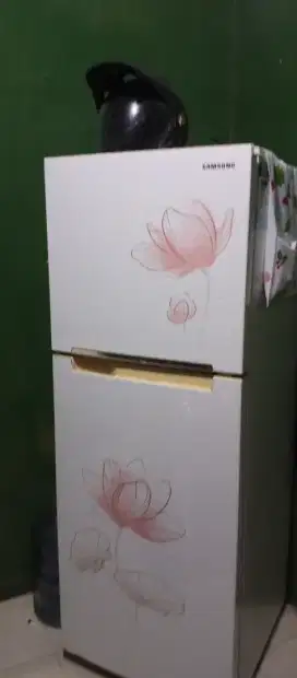 Kulkas Samsung  ukuran besar