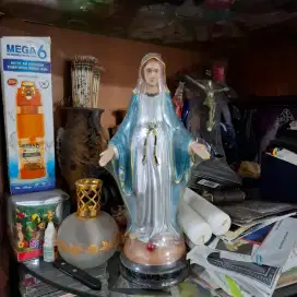 Patung Bunda Maria