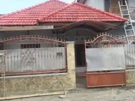 Di jual rumah diselaran Amplaz