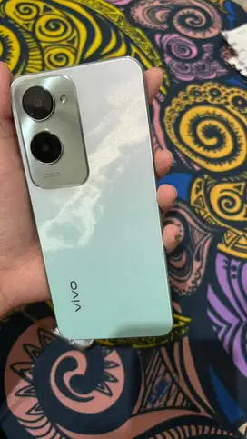 Vivo Y18 6/128 NFC