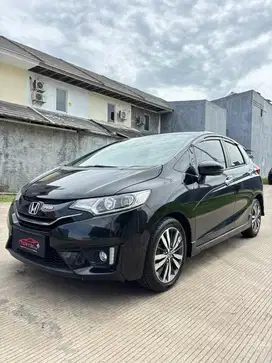 Honda Jazz 1.5 RS CVT 2015 Automatic ( Hitam Metalik )