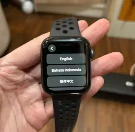 Apple Watch Nike Series 4 44mm