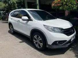 Honda CRV 2.4 AT (Tipe tertinggi) 2013 akhir. Pemakaian 2014