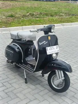 Vespa Super 1966 Black