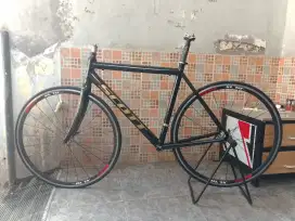 Frameset + wheelset