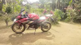 CBR 150 R HONDA