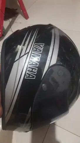 Helm full face  bekas yamaha