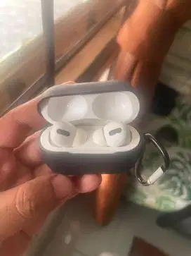 Airpods Pro 1 with MagSafe Charging Case