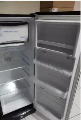 Kulkas AQUA 1 Pintu bekas