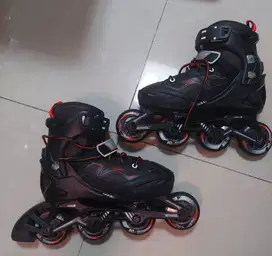 Sepatu roda Oxelo - kondisi bekas warna hitam